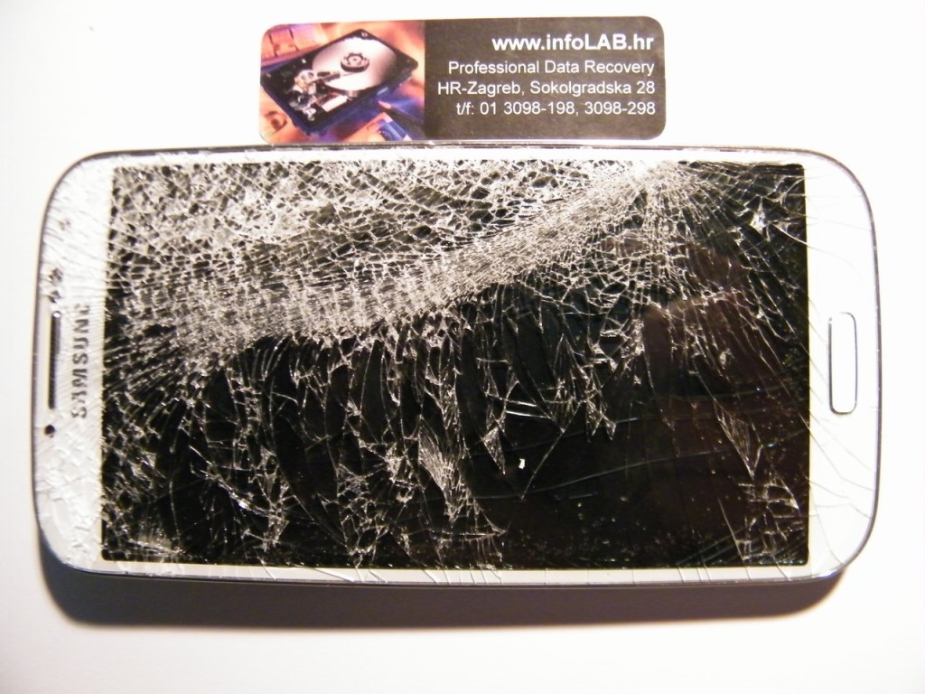 Samsung S4 polomljeni