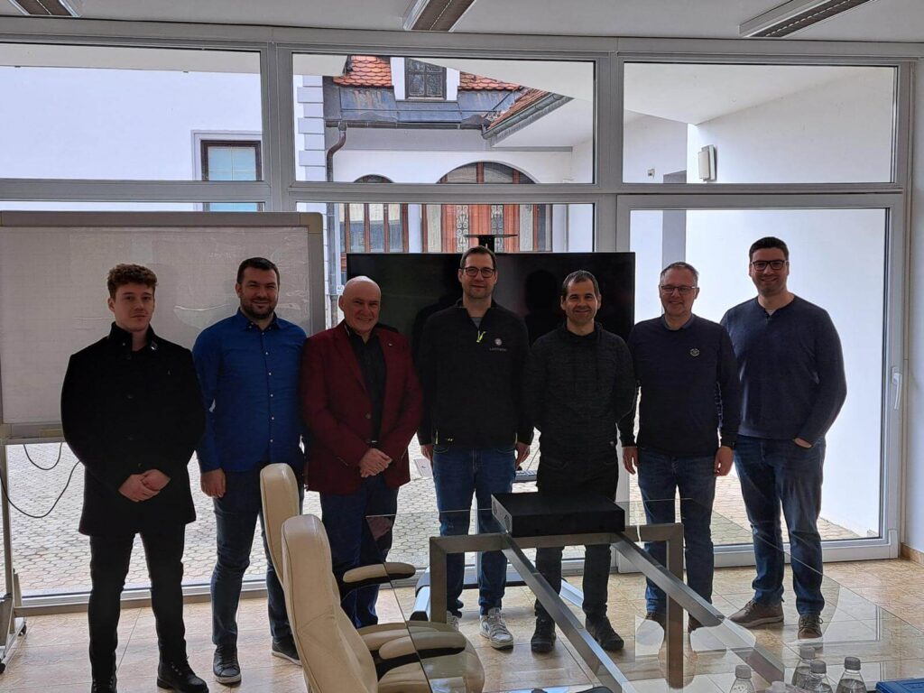 HyperBunker - 
development team